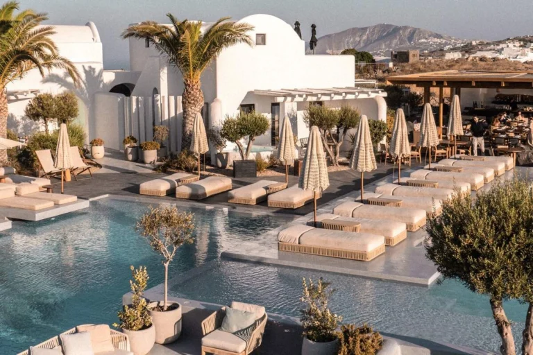 How to Plan Luxury Stays on a Budget: The 2026 Operational Guide